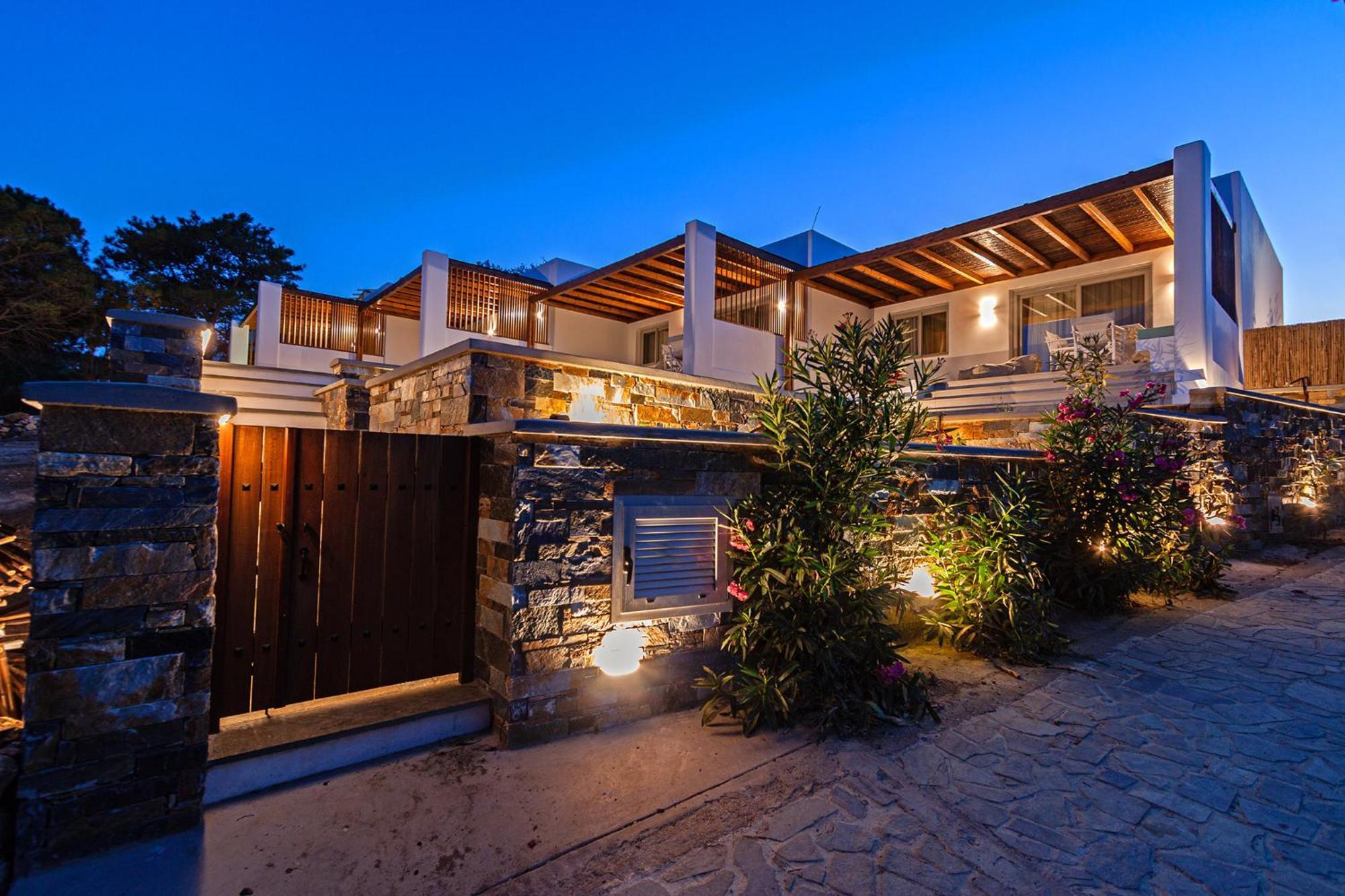 Pefki Luxury Suites Telendos Exteriör bild