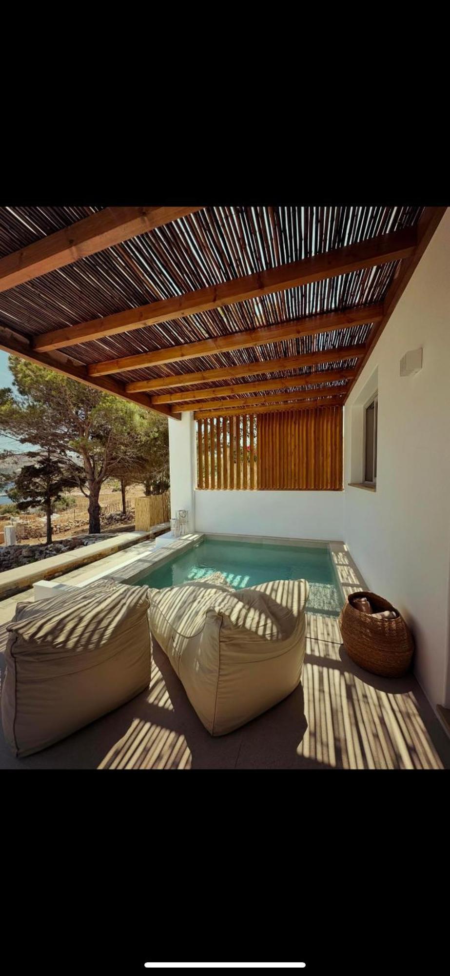 Pefki Luxury Suites Telendos Exteriör bild